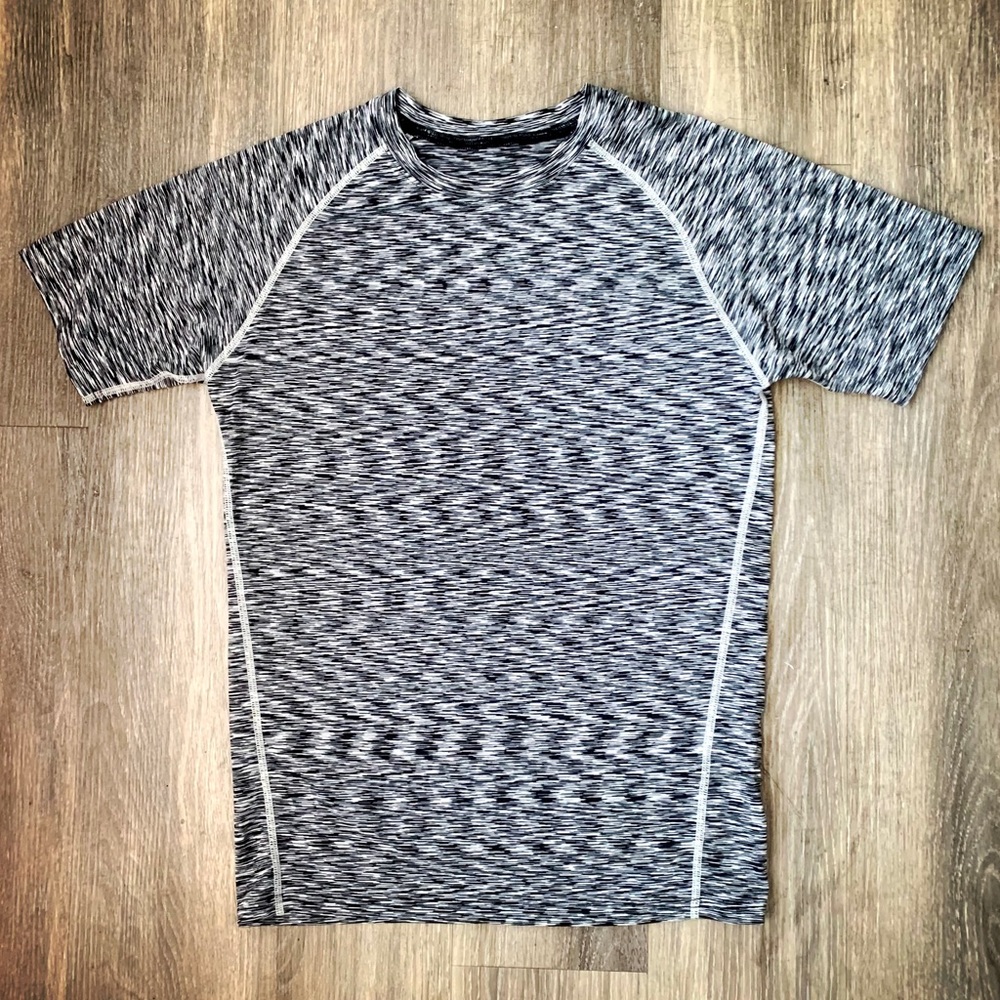 Men’s Woven Short Sleeve Fitted Performance Shirt